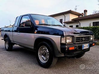 nissan king cab pick-up