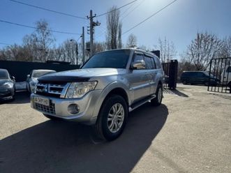 mitsubishi pajero wagon 2011