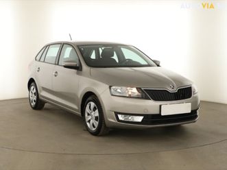 skoda rapid spaceback 1.2 tsispaceback , čr,1.maj za 8 200 €