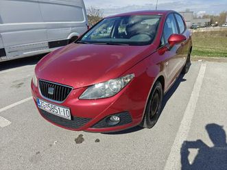 seat ibiza st style 1,6 tdi 103ks 3/27 + dodatni set guma sa felgama, 2011 god.