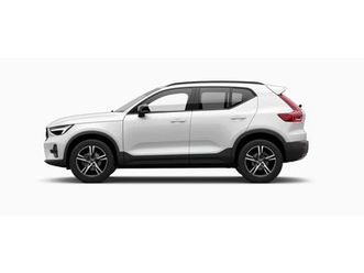 volvo xc40 b3 aut plus dark