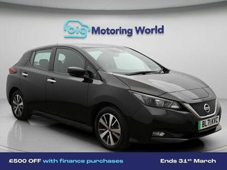 nissan leaf 40kwh acenta hatchback 5dr electric auto (150 ps)