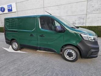 ② année renault traffic : 2023. 50 000 km — camionnettes & utilitaires — 2ememain