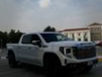 used gmc sierra denali 6.2l crew cab (awd) 2023