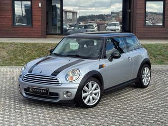 mini hatch d 2.0, cx. a., 109cv