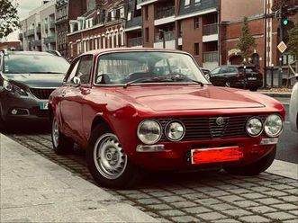 alfa romeo 2000 bertone