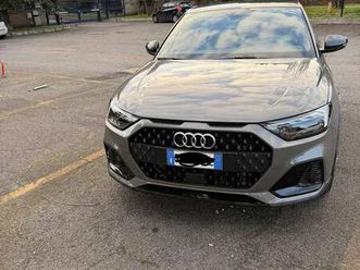 allstreet 30 1.0 tfsi identity contrast 110cv