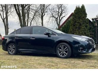 toyota avensis 1.8 sol