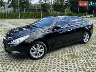 hyundai sonata 2010