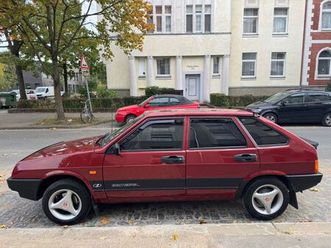 einzigartiger lada samara/baltic nur 40....
