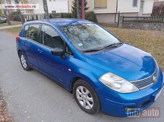 nissan tiida 1.8