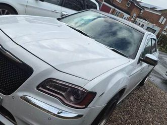 chrysler, 300c, saloon, 2012, semi-auto, 2987 (cc), 4 doors