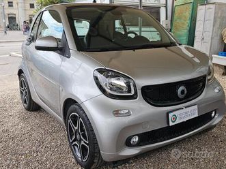 smart fortwo 70 1.0 twinamic prime