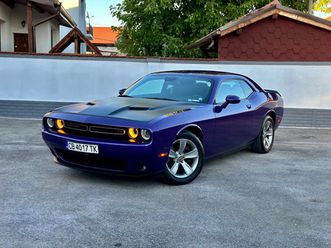 dodge challenger sxt