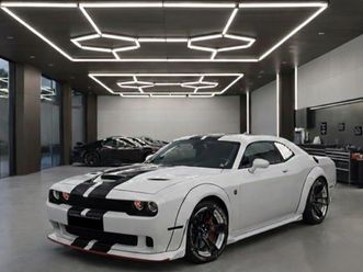 dodge challenger srt 6.4 hemi widebody, carbon