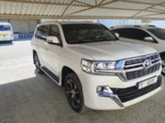 used toyota land cruiser 4.0 gxr 2017