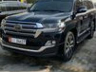 used toyota land cruiser 5.7l vxr1 2018