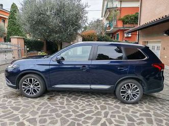 full optional 7posti s-awc