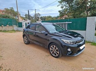 kia stonic - 120cv - business design