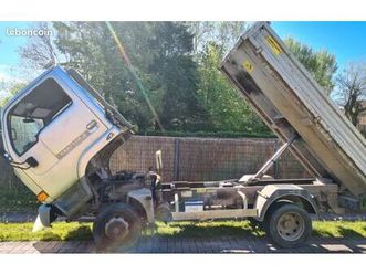 vend camion benne nissan cabstar 3,0 td