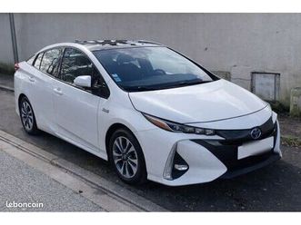toyota prius phv hybride rechargeable – très économique - moyenne 2,1l/km