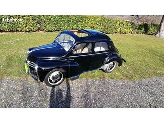 renault 4cv toit ouvrant