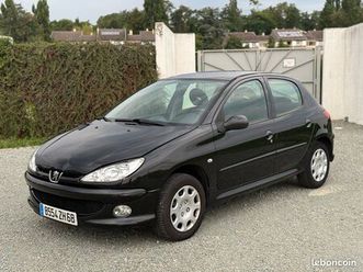 peugeot 206 1,4 75cv 2007 200000 kms 1 ère main