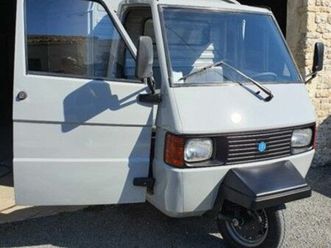 triporteur piaggio 218 cm³ année 2013 - 7300 km