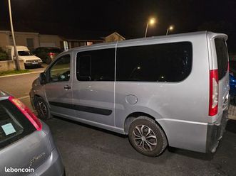 expert tepee de 2007 9 places avec 370 mkm en l'état idem scudo et jumpy