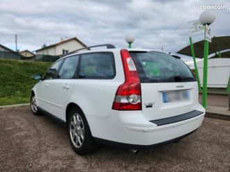 volvo v50 summum d5 180