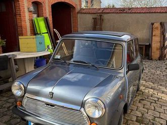 mini austin studio 2