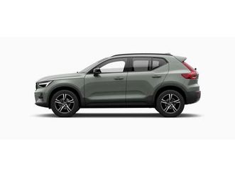volvo xc40 b3 aut plus dark
