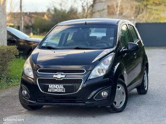 chevrolet spark 1.0 lt 68ch 5 portes