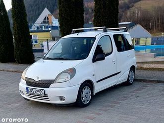 toyota yaris verso 1.4 d-4d sol