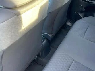 toyota yaris 1.0 vvt-i comfort plus junho/22