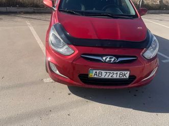 hyundai accent 2011