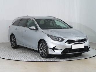 kia ceed gold 1.5 t-gdi serv.kniha, koža, navigácia, tempomat
