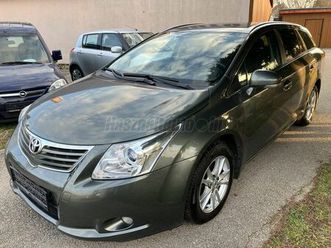 toyota avensis wagon 2.0 d-4d sol friss műszaki ! vonóhorog ! navigáció! új kettőstőmegű+kuplung!