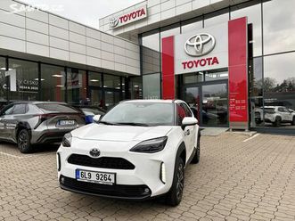 toyota yaris cross 1,5 hev 130k style