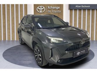 2025 toyota yaris cross 1.5 hybrid flame x-pack e-cvt 130hp