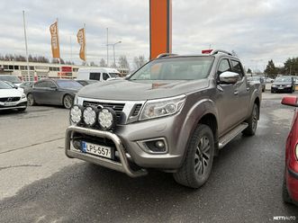 double cab 2,3 dci euro6 190hp at n-connecta 2-p ** webasto / koukku / keylessgo / kattoluukku / 360-kamera /
