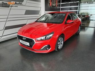 hyundai i30 fastback 1.0 t-gdi (88kw/120k) trikolor