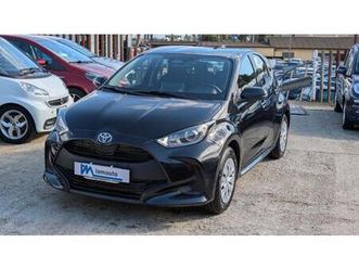 toyota yaris ecvt active 1.5cc 92cv android/ios camera post.