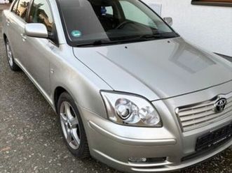 toyota avensis 2.4 benzin automatik
