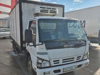 isuzu nqr 2008