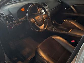 toyota avensis