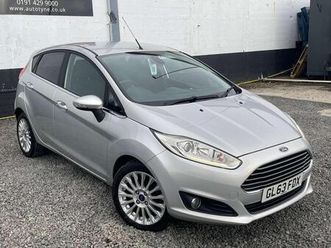 1.0t ecoboost titanium euro 5 (start/stop) 5dr