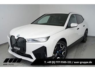 xdrive 40 elektroauto (navi ahk h/k acc 360°)