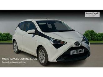 toyota aygo x-play hatchback's 1.0 vvt-i x-play euro 6 (start/stop) 5dr