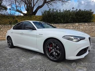 alfa giulia 2.0 turbo 280cv q4 veloce at8